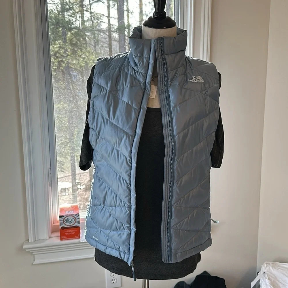 The NorthFace 550 Down Vest, Size Small, EEUC